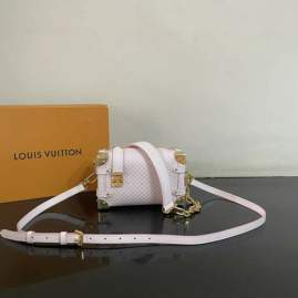 Picture of Louis Vuitton Handbags _SKUfw241223915fw